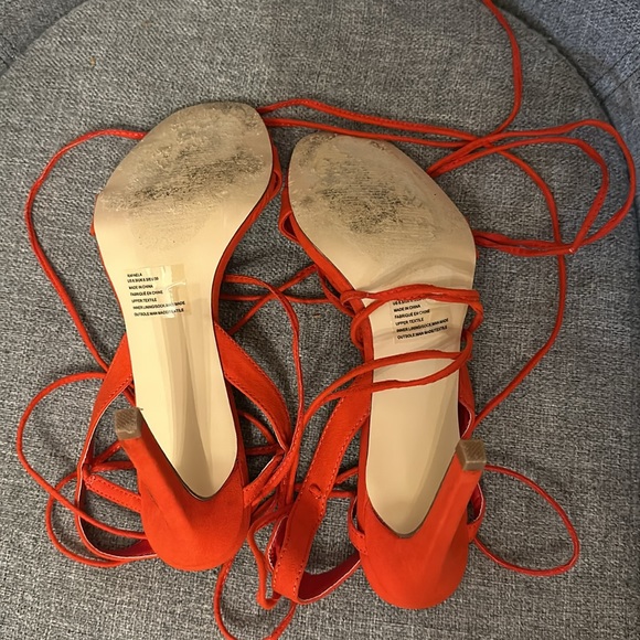 JUST FAB GUC SIZE 8.5 STRAPPY HEELS - Picture 4 of 4